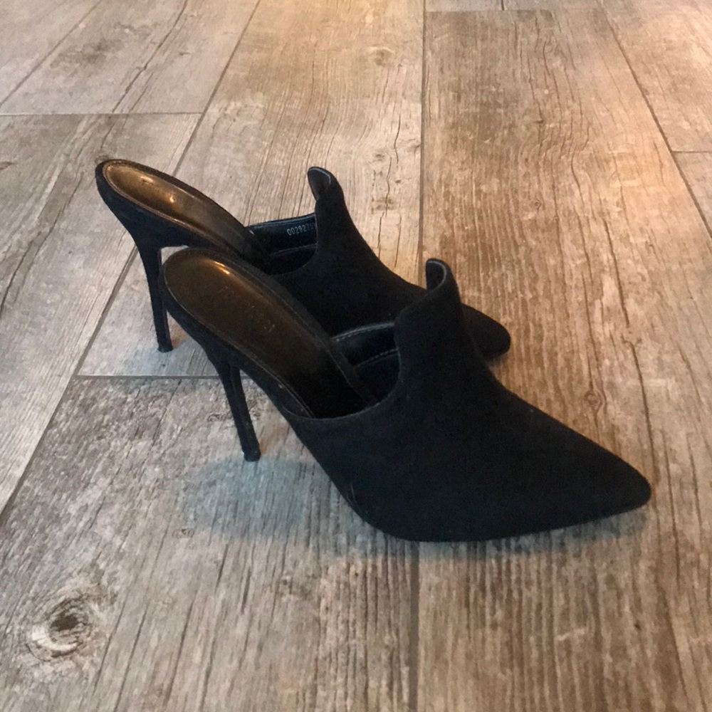 Black heels